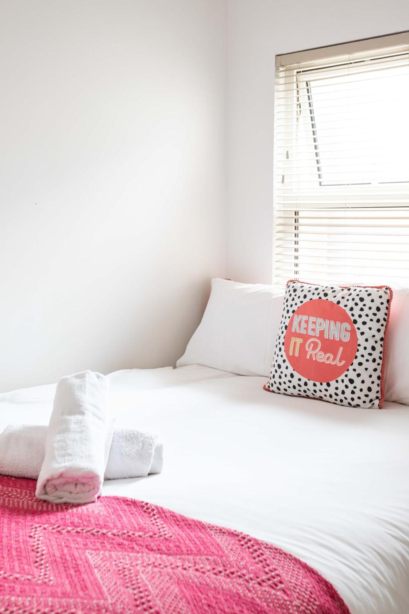 - 3 Bed Cosy Terrace - Hip And Trendy Ormeau Road Appartamento Belfast